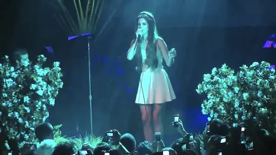 Lana Del Rey – Blue Jeans (Live @ «Irving Plaza») [2] #3