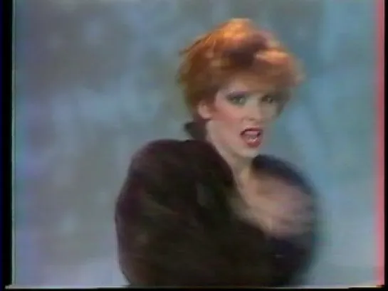 Mylene Farmer - Libertine (20.08.1986) A2