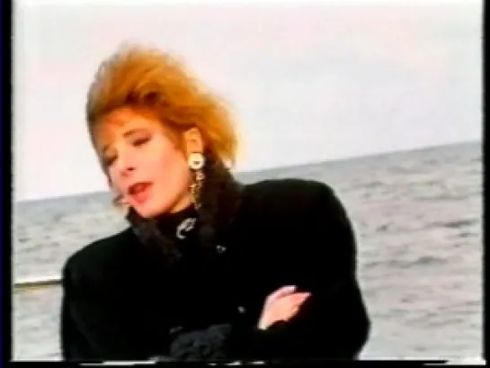 Mylene Farmer - Maman a tort (27.12.1986) RTL TV