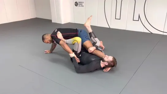 Scott Kaplan ft. Marcos Tinoco - EASY Knee-bar Entry From Half Guard