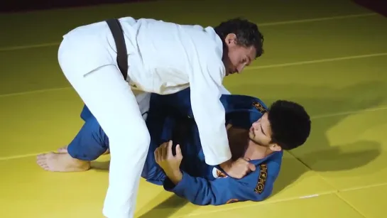 Flávio Canto - Canto Choke from top open guard