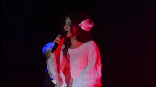 Lana Del Rey – Born To Die [2] (Live @ «Lollapalooza»)