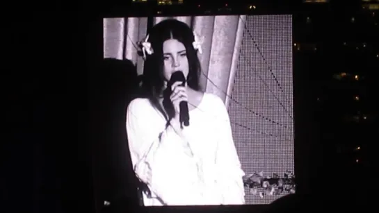 Lana Del Rey – Carmen (Live @ «Lollapalooza»)