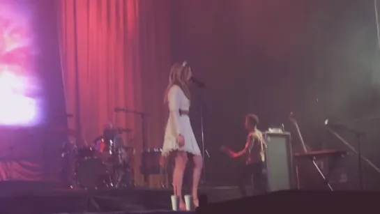 Lana Del Rey – West Coast (Live @ «Orange Warsaw Festival»)