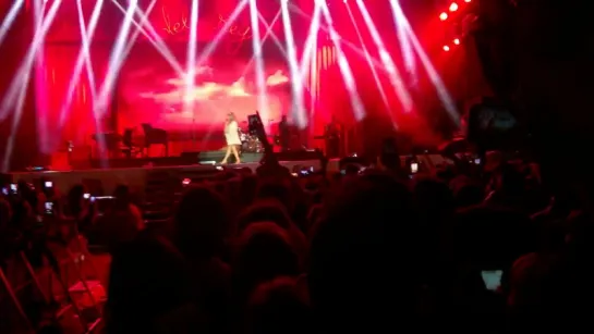 Lana Del Rey – Serial Killer (Live @ «Orange Warsaw Festival»)