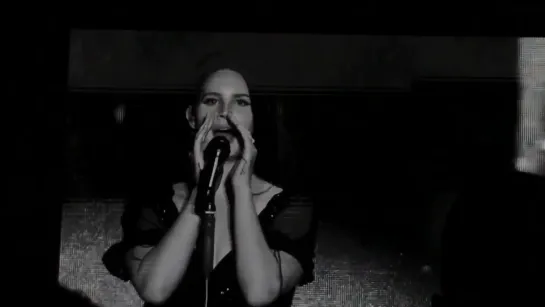 Lana Del Rey – Change / Black Beauty / Young and Beautiful (Live @ «Super Bock Super Rock»)