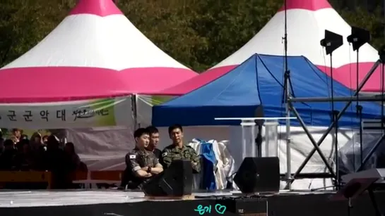 161006 지상군 페스티벌 비상활주로 mc 2.이승기 관람중인 오빠