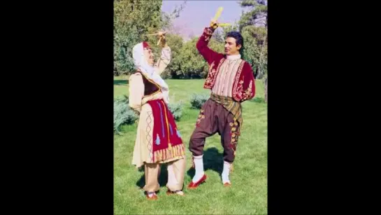 Turkish Folk Song Elmaların Yongası