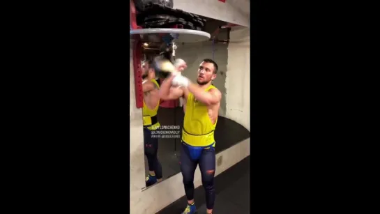 Lomachenko hardwork after sparring