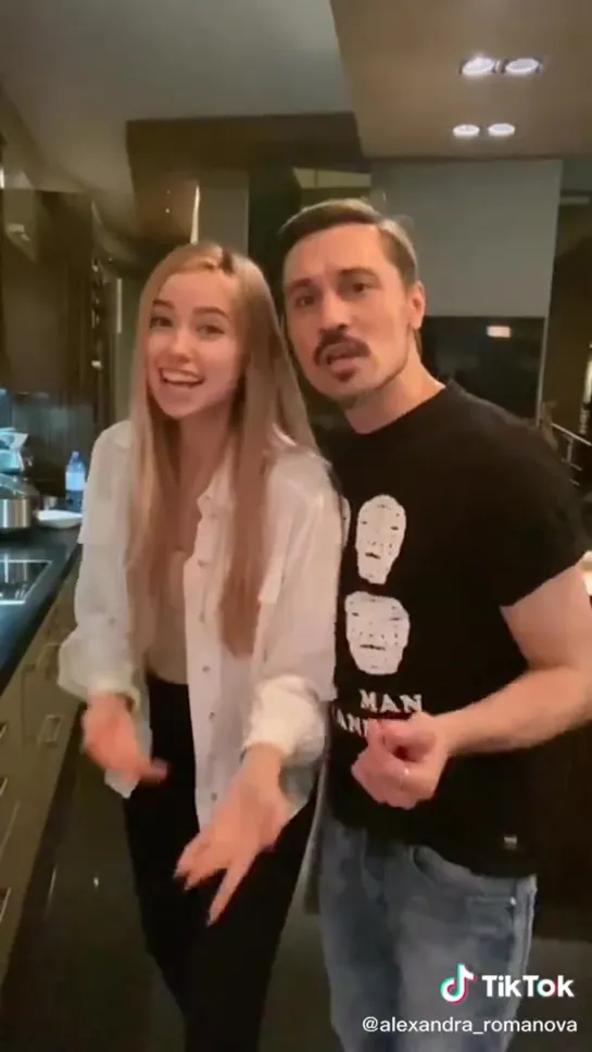 TikTok alexandra_romanova