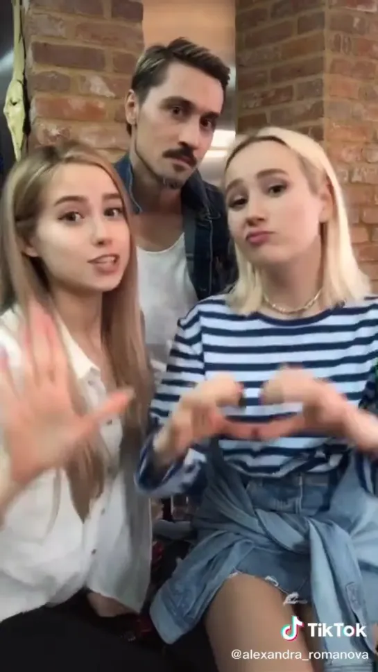 TikTok alexandra_romanova