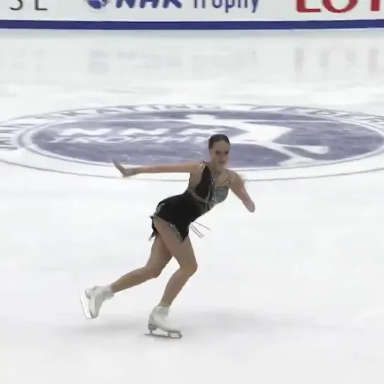 ISU Figure Skating - That smile! Those moves! Alina Zagitova stealing hearts! #GPFigure #FigureSkating