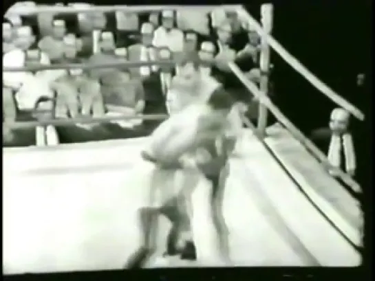 1957-09-23 Boxing ¦ Carlos Ortiz vs Harry Bell 2