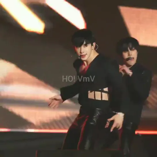 [VK][190510] MONSTA X fancam - Oh My! (Wonho focus) @ Jollabukdo Sports Festival 2019