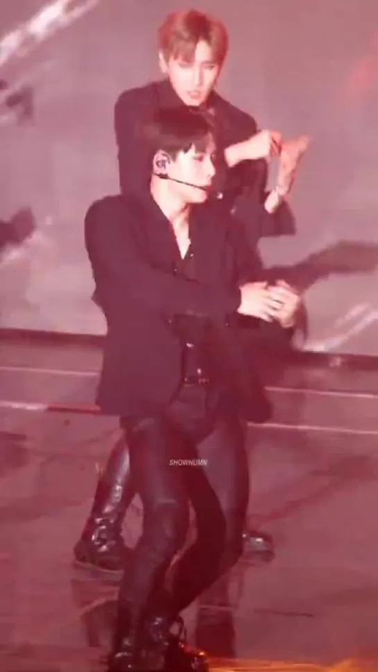 [VK][181116] MONSTA X fancam - Be Quiet (Wonho focus) @ Pepsi Concert