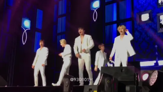 [VK][180818] MONSTA X fancam - White Girl @ K-WAVE 3 Music Festival in Malaysia