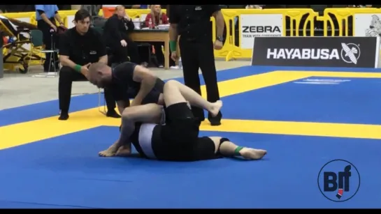 Josh Hinger vs John Gutta IBJJF Chicago 2017 Spring Open #бжж_какпоучебнику