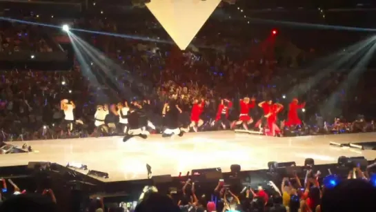 [VK] [01.08.15] MONSTA X против GOT7 (Dance battle) @ KCON15LA