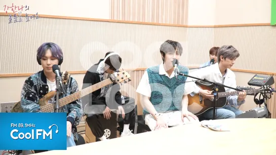 200606 ONEWE - 가자 (LIT) (cover ONEUS) @ Kang Hanna's Volume Up Radio Show