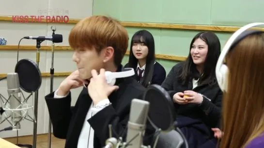 [RAW|VK][12.11.2015] SJs Kiss the radio (Kihyun,Minhyuk)