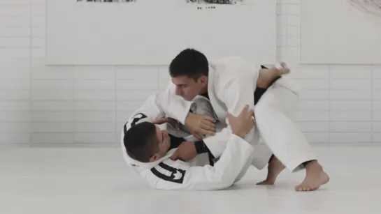 Gui Mendes - Details Passing the K Guard