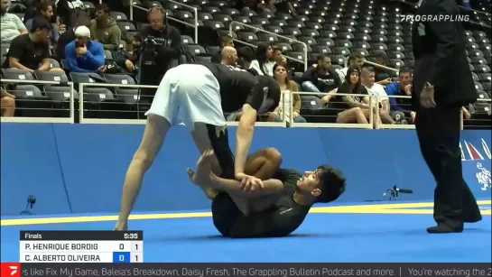 Light Feather - Carlos Alberto Oliveira vs Paolo Miyao #ibjjfworldnogi2021