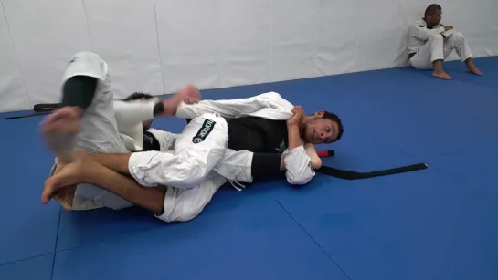 Tye Ruotolo Scores Nasty Kneebar In Training