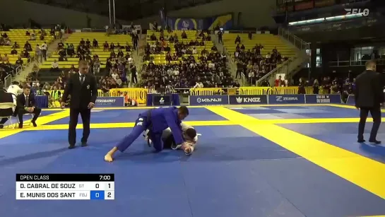 4F open class - DAVI CABRAL vs ERICH MUNIS #IBJJFWORLD2023