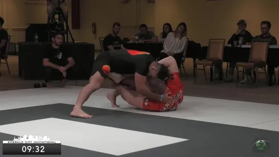 fin Austin Baker vs Dan Manasoiu