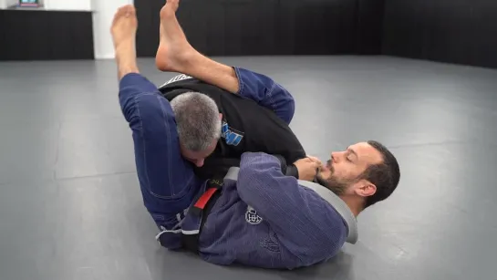 Lachlan GILES - Armbar from high guard