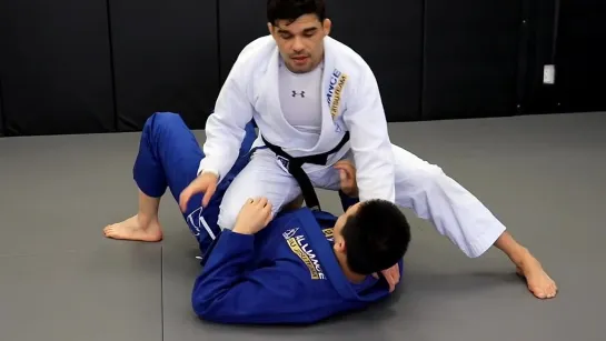 Thomas Lisboa - Knee On Belly Attacks_ Control  Choke