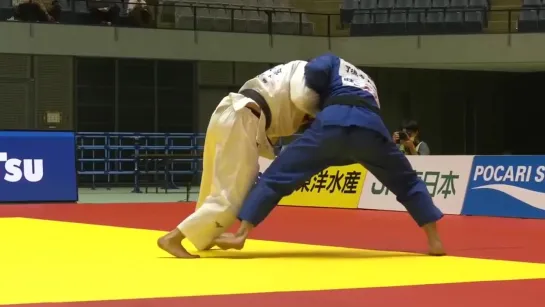 Slick jumping scissor transition into armbar #shorts