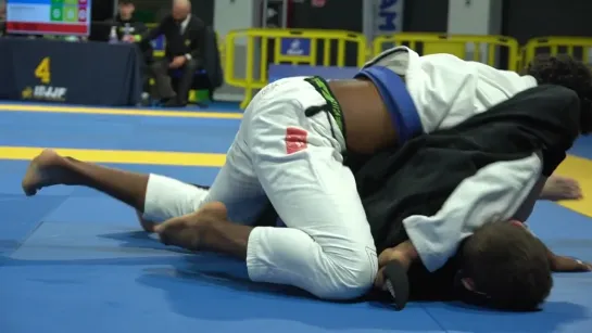 Lisander Lopes Shows Off Unity Jiu-Jitsu Style At Euros #IBJJFEURO2022