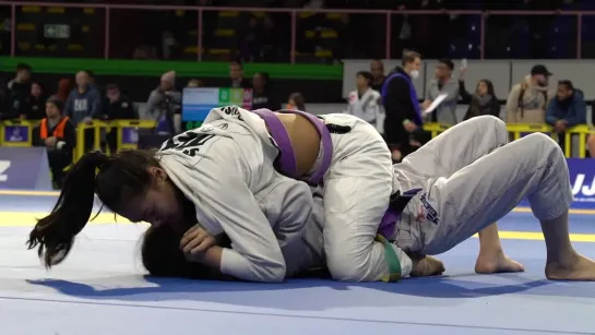 Sakshi Gosain Finishes Nasty Ezikiel Choke #IBJJFEURO2022