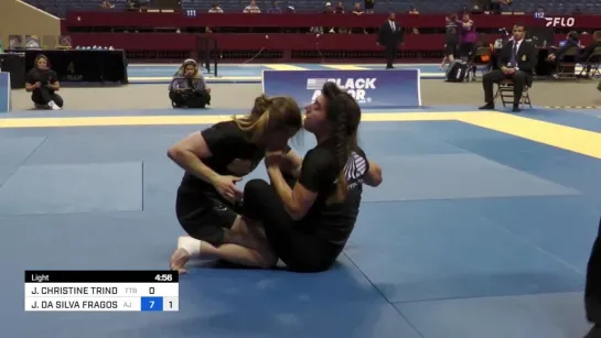 Fin LIGHT Jaine Fragoso vs Joanna Trindade - Pan IBJJF No-Gi 2023