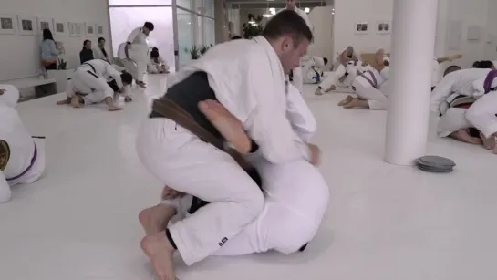 Tainan Dalpra Rolls With AOJ Brown Belt Alessandro Borgonovo