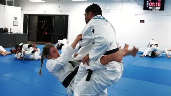 Amanda Bruses first sparring as a Black Belt versus Professor Andre Galvao