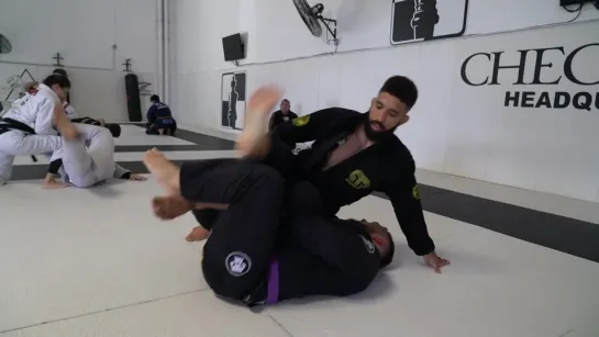 Mathias Luna Rolls Flows Through Transitions With Purple Belt At Checkmat HQ