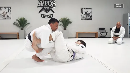 Bruno Frazatto teaches Longstep Pass vs Lasso Guard