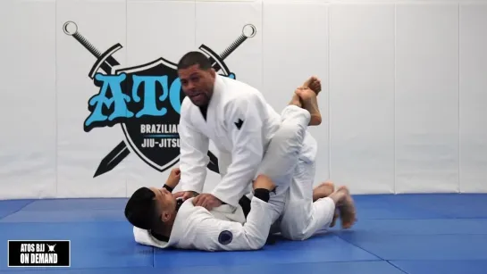 Andre Galvao - The Best Way to Open the Closed Guard