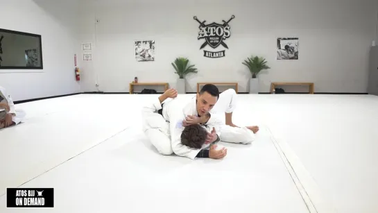 Frazatto teaches Triangle From Side Control during the fundamental class