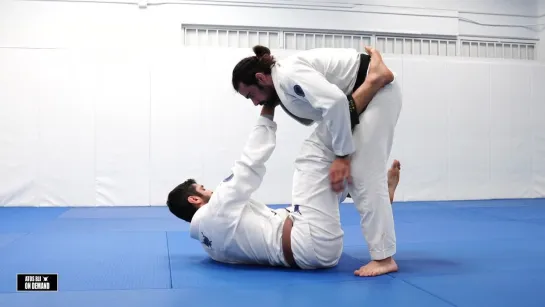 3 Arthur Mariath teaches Single Leg X Sweep Variations during the kids class