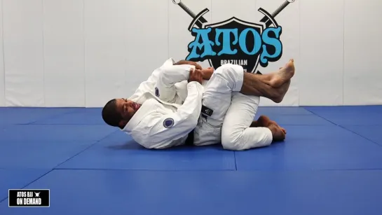 6 Andre Galvao teaches a drill of 3 essential closed guard submissions - Kimura, Triangle, and Omoplata