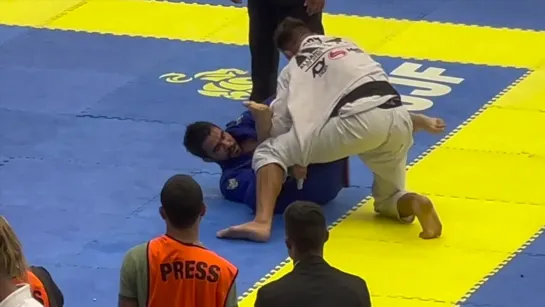 4F Absoluto Marcus Scooby Ribeiro vs Rafael Paganini / Brasileiro de Jiu Jitsu CBJJ 2022