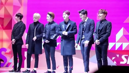 [VK] [27.12.2015] Monsta X (фанкам) @ SBS Awards Festival