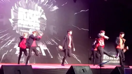 [VK] [02.12.2015] Monsta X - Trespass, Hero (фанкам) @ MAMA 2015