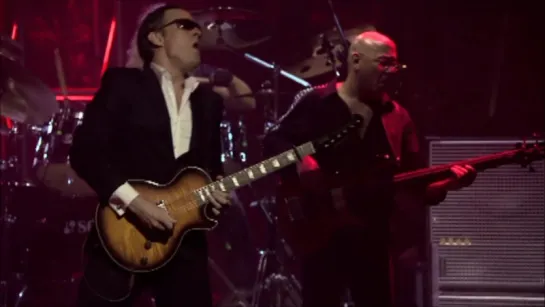 Joe Bonamassa "Slow Train"