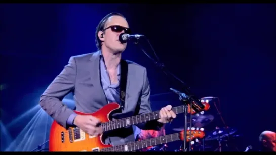 Joe Bonamassa "Dislocated Boy"