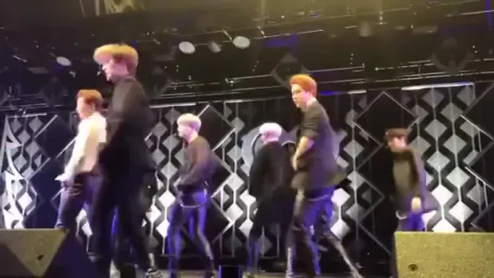 [VK][181205] MONSTA X fancam - Dramarama @ 'Jingle Ball Tour' in Philadelphia