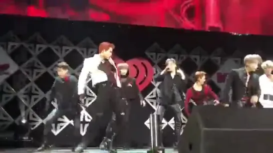 [VK][181204] MONSTA X fancam - Shoot Out @ 'Jingle Ball Tour' in Boston